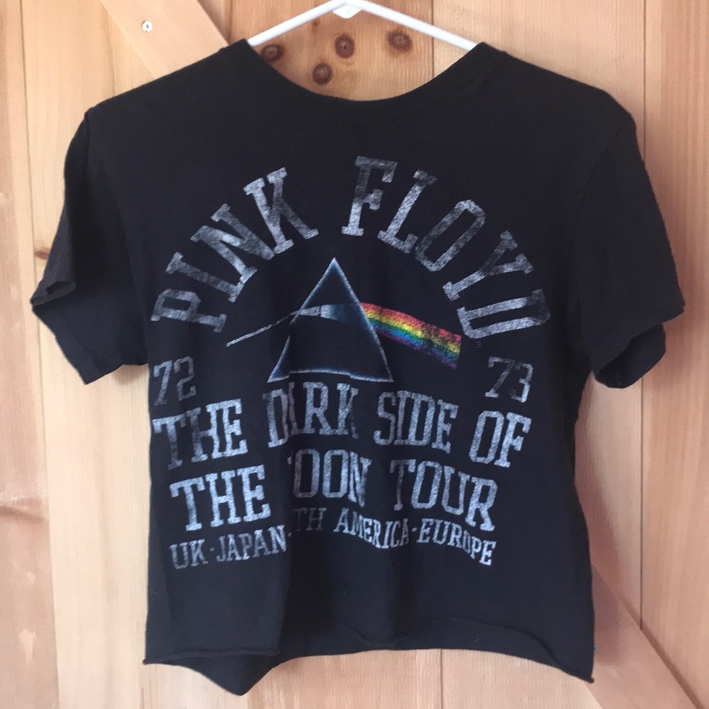 Cropped band tee